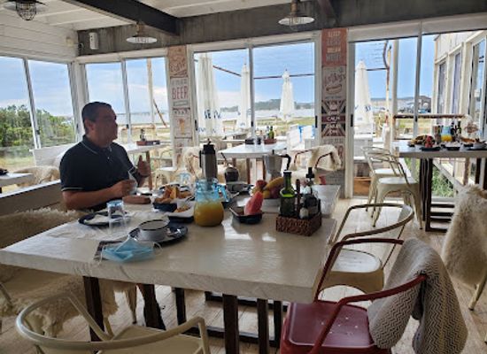 uruguay/sierra-de-rocha/restaurant/la-balsa-restaurante-y-lodge