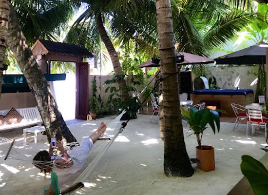 maldives/maafushi-island/restaurant/stingray-cafe