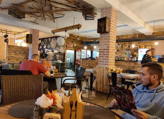 slovakia/novohrad/restaurant/pizza-restaurant-zts