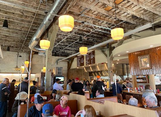 oklahoma/cross-timbers/restaurant/sun-cattle-co