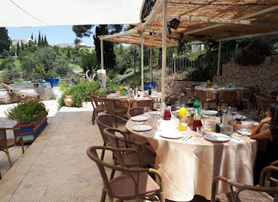 israel/jezreel-valley/restaurant/the-eucalyptus