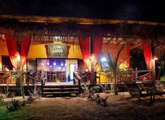 belize/hopkins/restaurant/peer-s-place-restaurant-and-bar