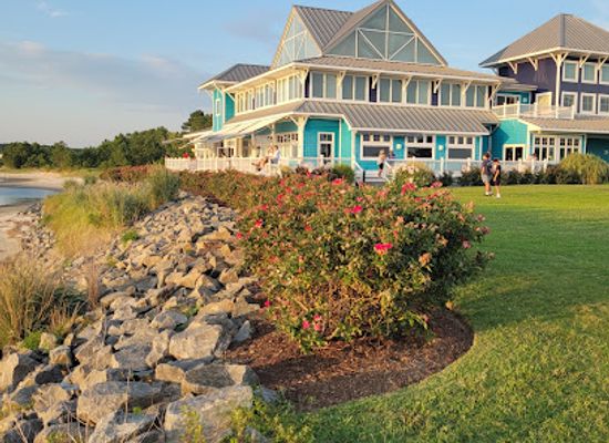 virginia/eastern-shore/restaurant/oyster-farm-seafood-eatery