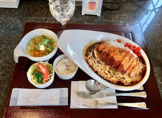 japan/sapporo/moerenuma-park/restaurant/restaurant-yuppie