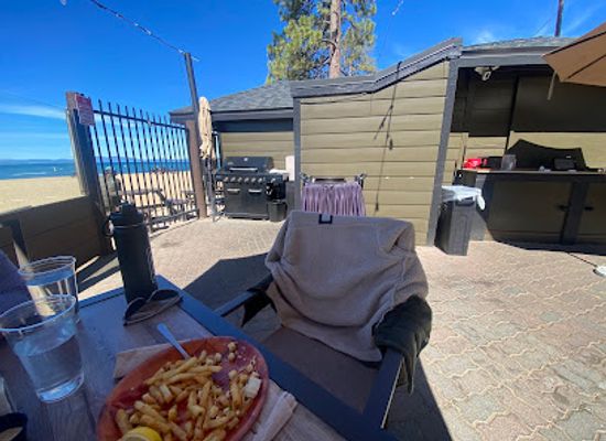 nevada/lake-tahoe-basin/restaurant/lakeside-beach-patio-grill