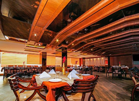 india/gwalior/restaurant/the-aroma-kitchen-restaurant-bar-by-hotel-shelter