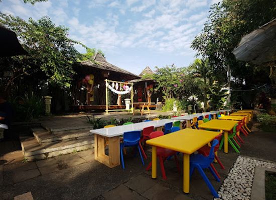 indonesia/west-java/restaurant/mango-trees-resto