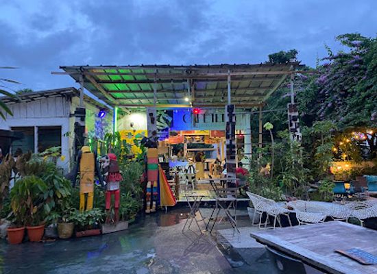 cote-d-ivoire/abidjan-autonomous-district/restaurant/bushman-cafe