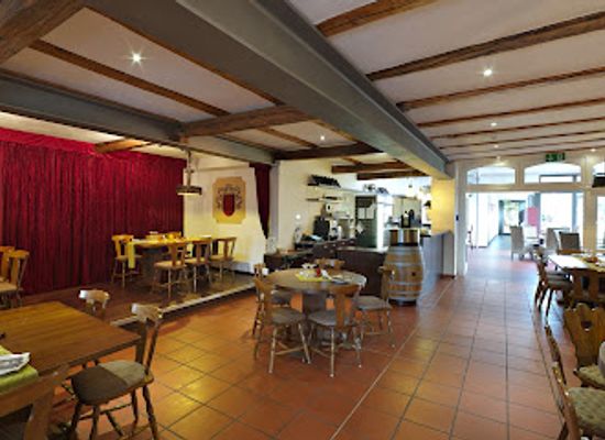 germany/palatinate/restaurant/weinstube-brennofen