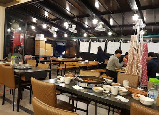 south-korea/chuncheon/restaurant/atti-chuncheon-dak-chicken-galbi