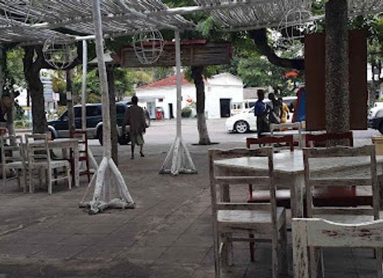 mozambique/inhambane-province/restaurant/buena-vista