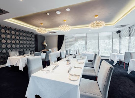 australia/canberra/parliamentary-triangle/restaurant/chatham-house-restaurant-at-the-national-press-club-of-australia