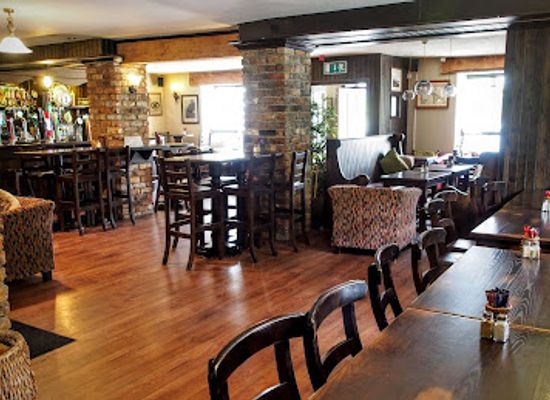 ireland/wicklow-mountains/restaurant/the-woodpecker-bar-restaurant-ashford