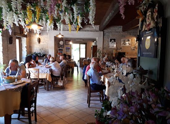 italy/lunigiana/restaurant/agriturismo-spinofiorito