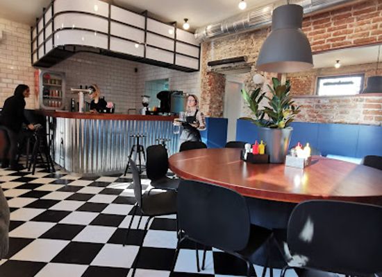 ukraine/mariupol/restaurant/detroit-city-diner