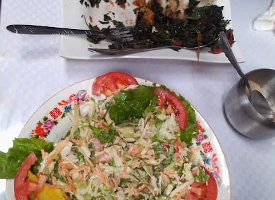 uganda/fort-portal/restaurant/royal-orugali-restaurant
