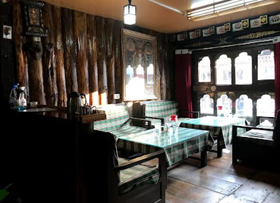 bhutan/paro-valley/restaurant/kuzu-restaurant-and-bar
