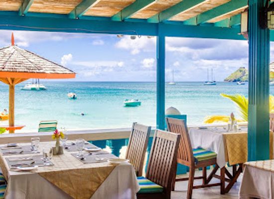 saint-lucia/gros-islet/restaurant/hi-tide-beach-side-restaurant