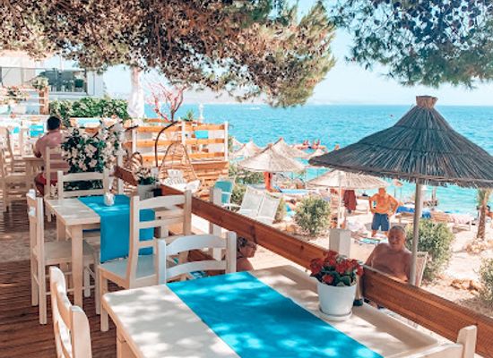 albania/saranda/restaurant/restaurant-la-petite