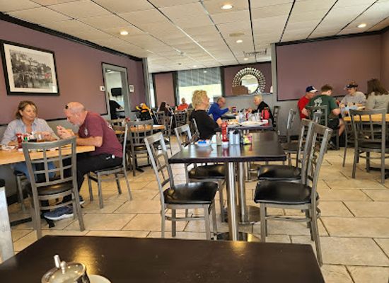 indiana/crossroads-of-america/restaurant/the-crossings-restaurant