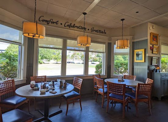 rhode-island/narragansett-bay/restaurant/t-s-restaurant-narragansett