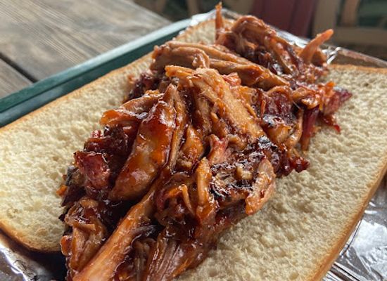 nevada/pershing-county/restaurant/dora-s-smokehouse