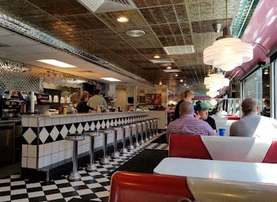 north-carolina/boone/restaurant/troy-s-105-diner