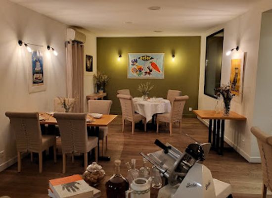 france/burgundy/restaurant/aupres-du-clocher