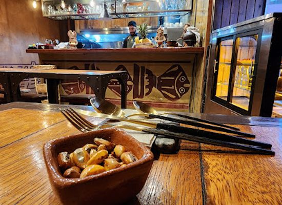ecuador/western-lowlands/restaurant/uku-pacha