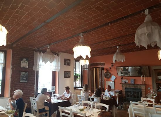 italy/monferrato/restaurant/agriturismo-ristorante-vineria-porrati