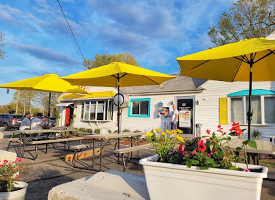 connecticut/hammonasset-beach-state-park/restaurant/pica-chica-tacos