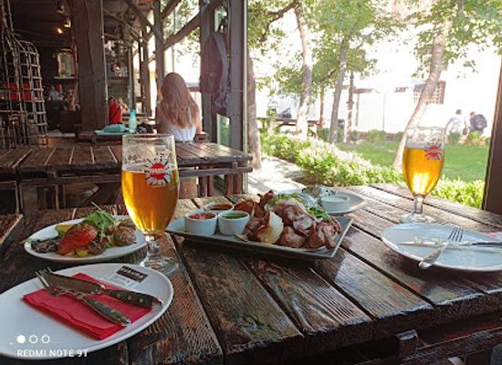 ukraine/galicia/restaurant/meat-and-justice