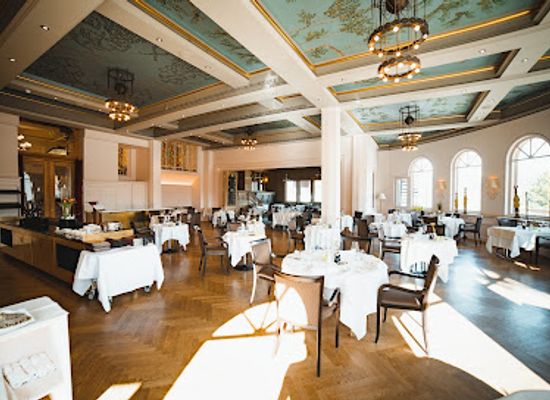 switzerland/st-moritz/restaurant/segantini-restaurant