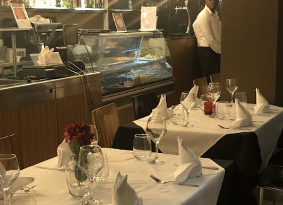 angola/uige/restaurant/bechamel-restaurante-marcius