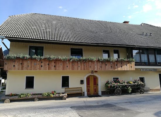 slovenia/kranjska-gora/restaurant/restaurant-pr-zelezn-k