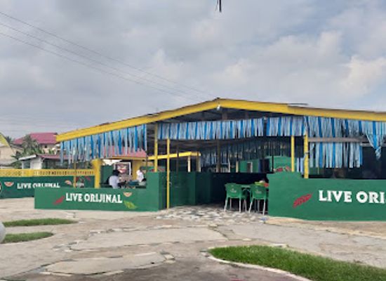 ghana/kusaug/restaurant/sukuus