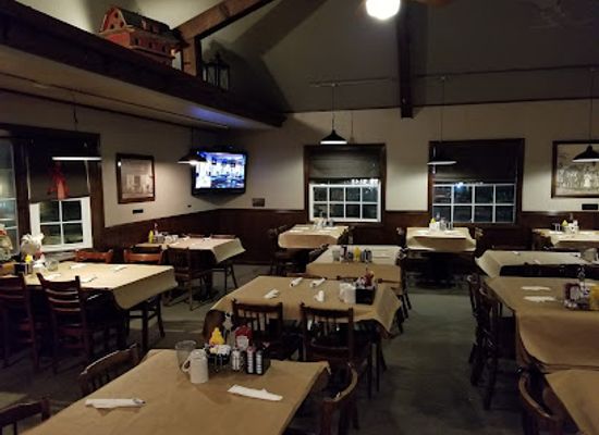 illinois/northeastern-illinois/restaurant/rooster-s-barn-grill
