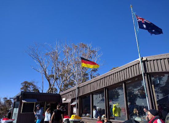 australia/mount-kosciuszko/restaurant/merritts-mountain-house