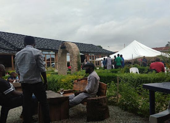 nigeria/jos/restaurant/dikim-rock-garden