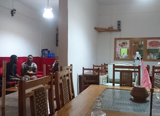 cameroon/dschang/restaurant/friends-club-gastro