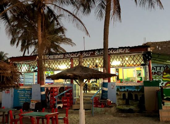 the-gambia/kanifing/restaurant/dominos-beachbar