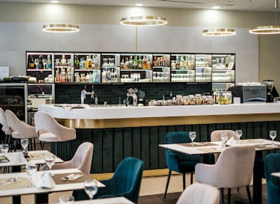 hungary/pecs/restaurant/corso-etterem
