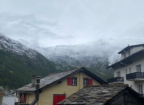 switzerland/saas-fee/restaurant/la-cabana