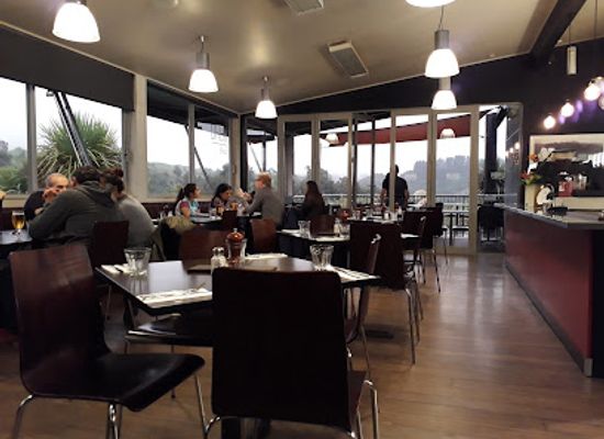 new-zealand/waitomo-caves/restaurant/huhu-cafe