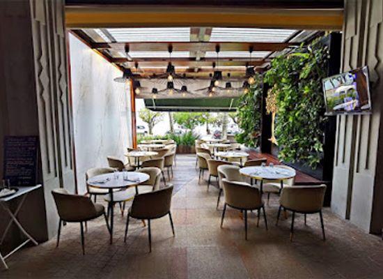 new-caledonia/moindou/restaurant/olive-fragrances