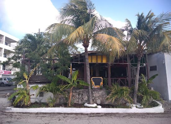 sint-maarten/lowlands/restaurant/bb-s-grill