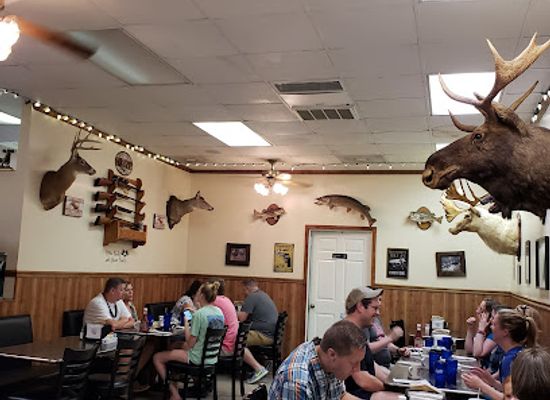 virginia/piedmont/restaurant/moose-s-by-the-creek
