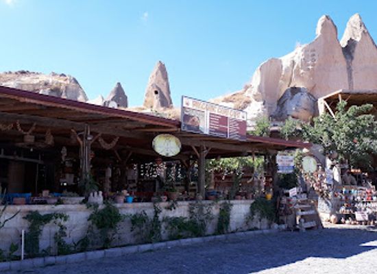 turkiye/cappadocia/restaurant/volcanic-cave