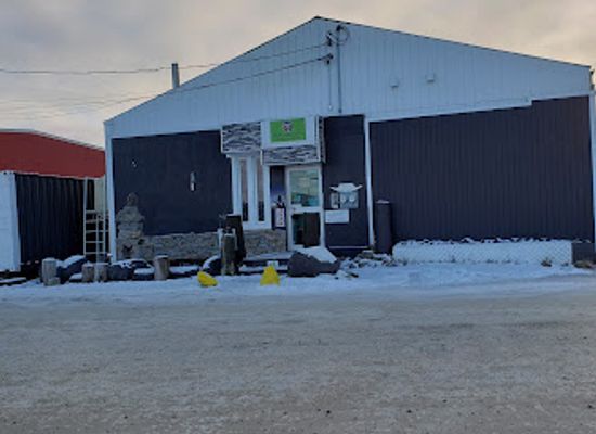 canada/iqaluit/restaurant/northerncollectables