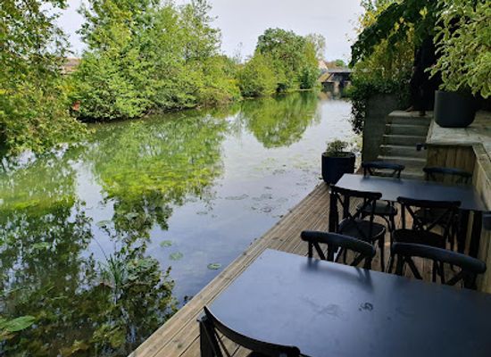 france/marais-poitevin/restaurant/le-boeuf-en-ecailles
